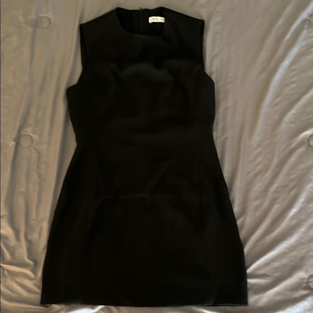 Zara Black Sheath Mini Dress Crew Neck Sleeveless